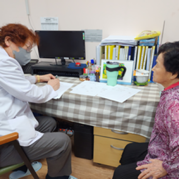 [물리치료]촉탁의 진료 및 상담 이미지