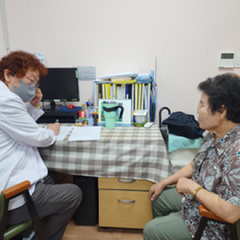 [물리치료]촉탁의 진료 및 상담 이미지