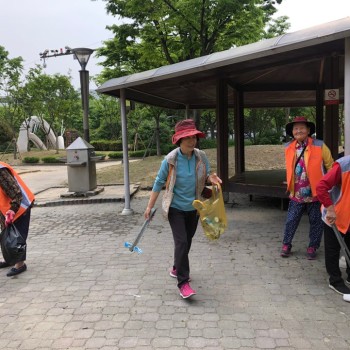 [노인복지관 연계프로그램지원사업] 온고을봉사단 활동 이미지