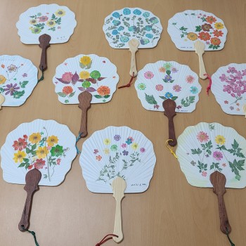 [노송작은도서관] 손이 즐겁고 마음이 행복한 청춘교실 프로그램 진행 이미지